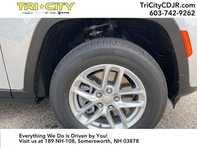 new 2024 Jeep Grand Cherokee L car, priced at $34,900