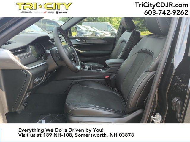 new 2025 Jeep Grand Cherokee L car, priced at $43,593