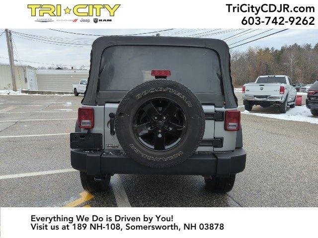 used 2015 Jeep Wrangler Unlimited car, priced at $20,400