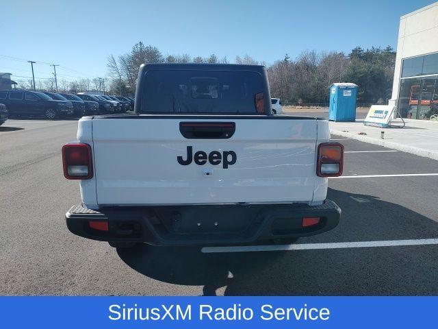 new 2024 Jeep Gladiator car, priced at $41,980