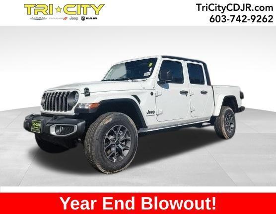 new 2024 Jeep Gladiator car, priced at $41,980