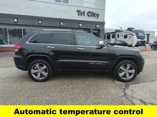 used 2015 Jeep Grand Cherokee car, priced at $13,600