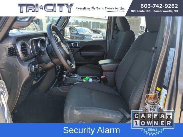 used 2023 Jeep Gladiator car, priced at $30,400