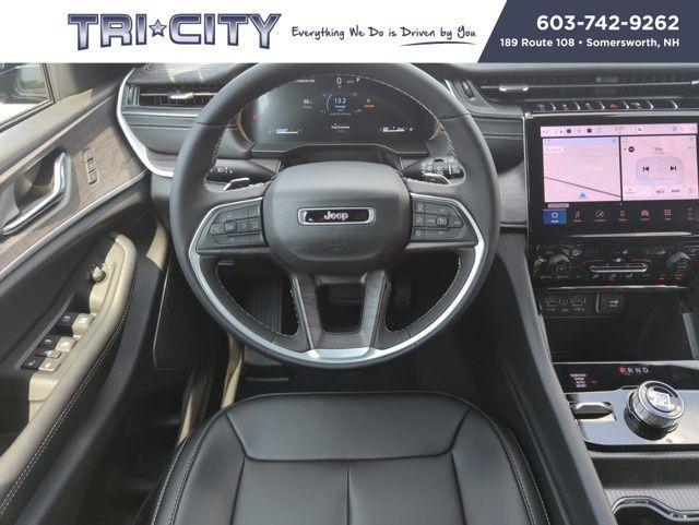 new 2025 Jeep Grand Cherokee car, priced at $49,166