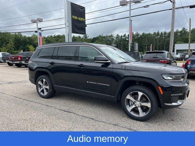 new 2024 Jeep Grand Cherokee L car, priced at $46,900