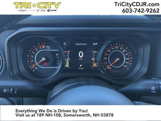 new 2025 Jeep Gladiator car, priced at $51,668