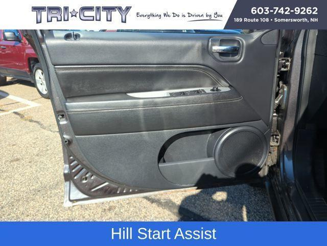 used 2016 Jeep Compass car, priced at $8,000