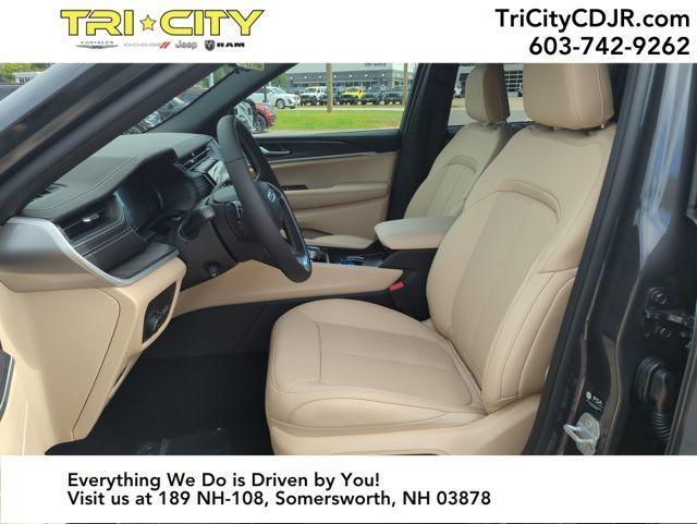 new 2025 Jeep Grand Cherokee car, priced at $49,231