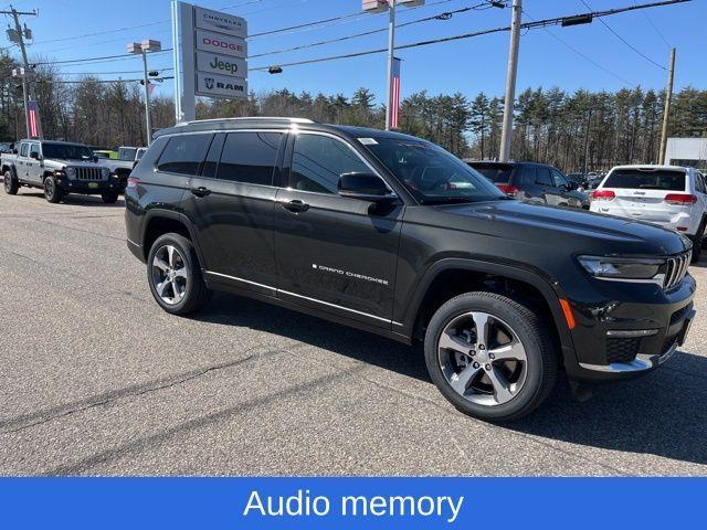 new 2024 Jeep Grand Cherokee L car, priced at $46,900