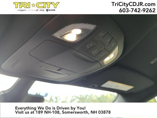 new 2026 Chrysler Voyager car