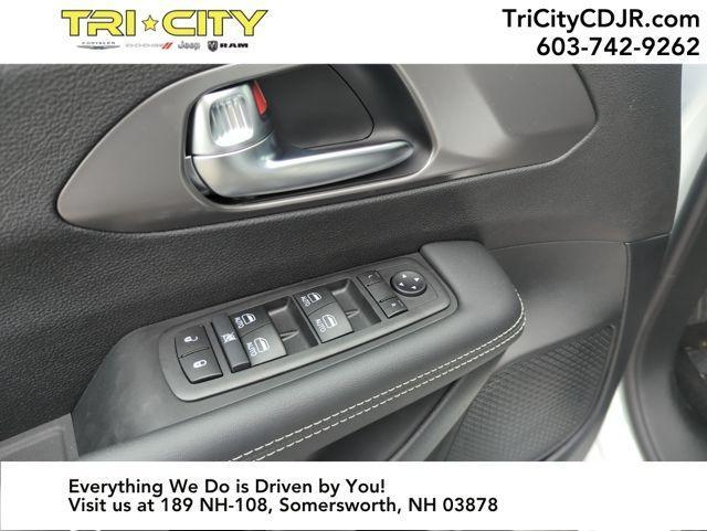 new 2026 Chrysler Voyager car