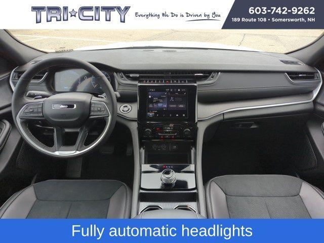 new 2025 Jeep Grand Cherokee car, priced at $42,678