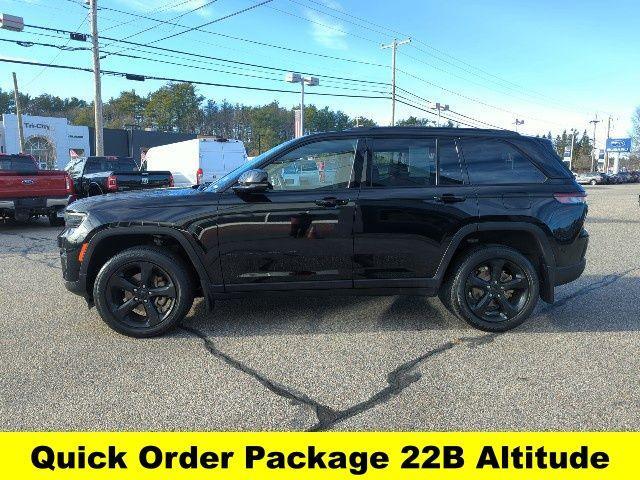 used 2022 Jeep Grand Cherokee car, priced at $30,000