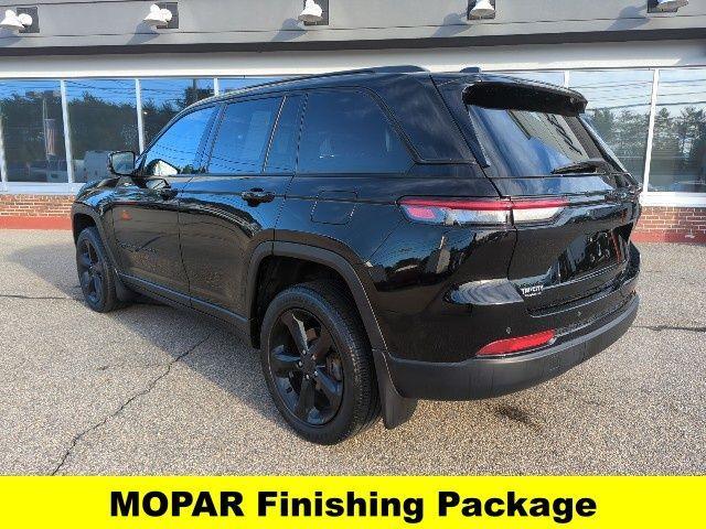 used 2022 Jeep Grand Cherokee car, priced at $30,000