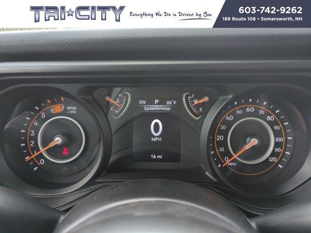 new 2025 Jeep Wrangler car, priced at $40,220