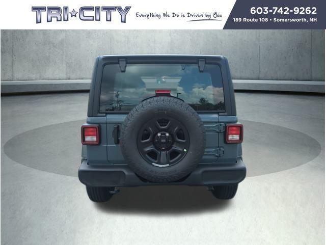 new 2025 Jeep Wrangler car, priced at $40,220
