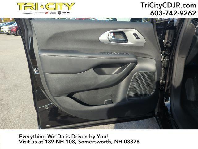 new 2026 Chrysler Pacifica car, priced at $55,755