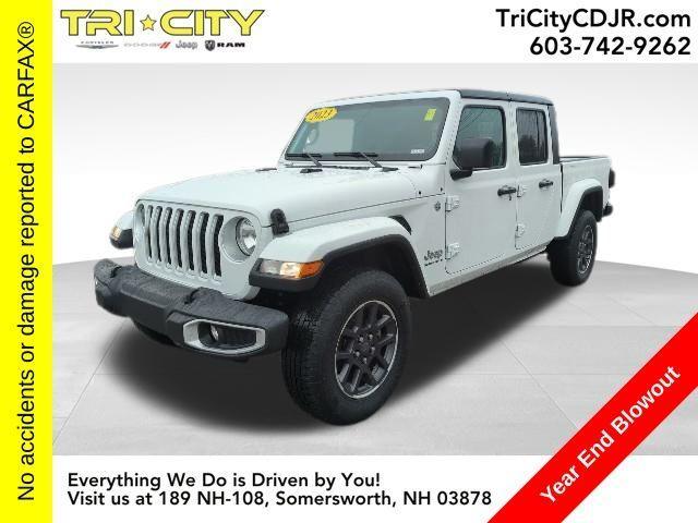 used 2023 Jeep Gladiator car, priced at $31,400