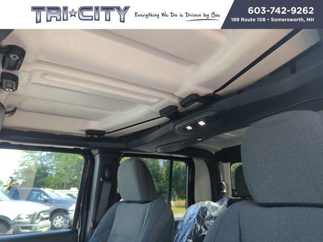 new 2025 Jeep Gladiator car, priced at $50,815