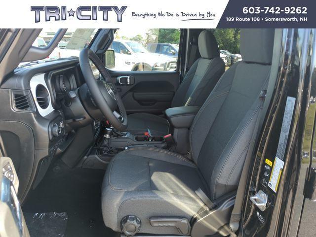 new 2025 Jeep Gladiator car, priced at $50,815