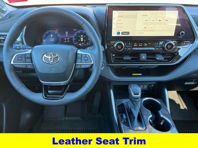 used 2023 Toyota Highlander car, priced at $43,600