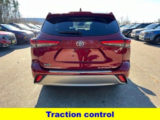 used 2023 Toyota Highlander car, priced at $43,600