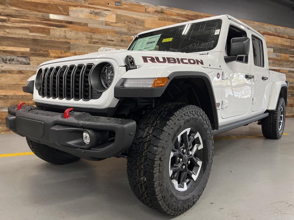 new 2026 Jeep Gladiator car, priced at $65,815