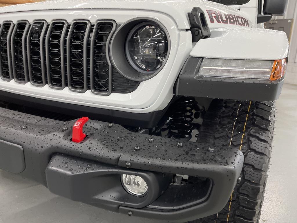new 2026 Jeep Gladiator car, priced at $65,815