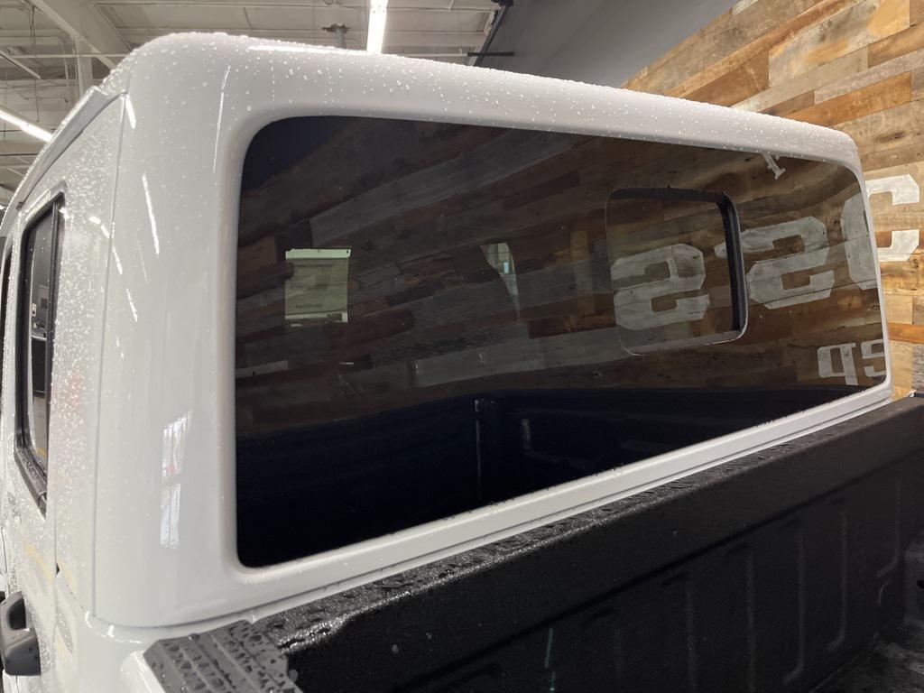 new 2026 Jeep Gladiator car, priced at $65,815