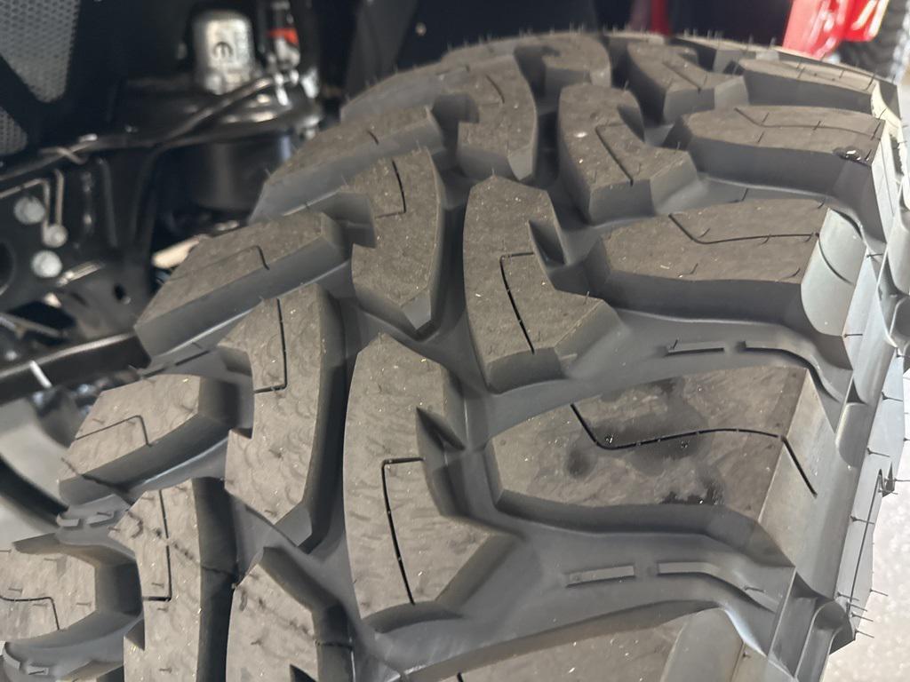 new 2025 Jeep Gladiator car, priced at $65,000