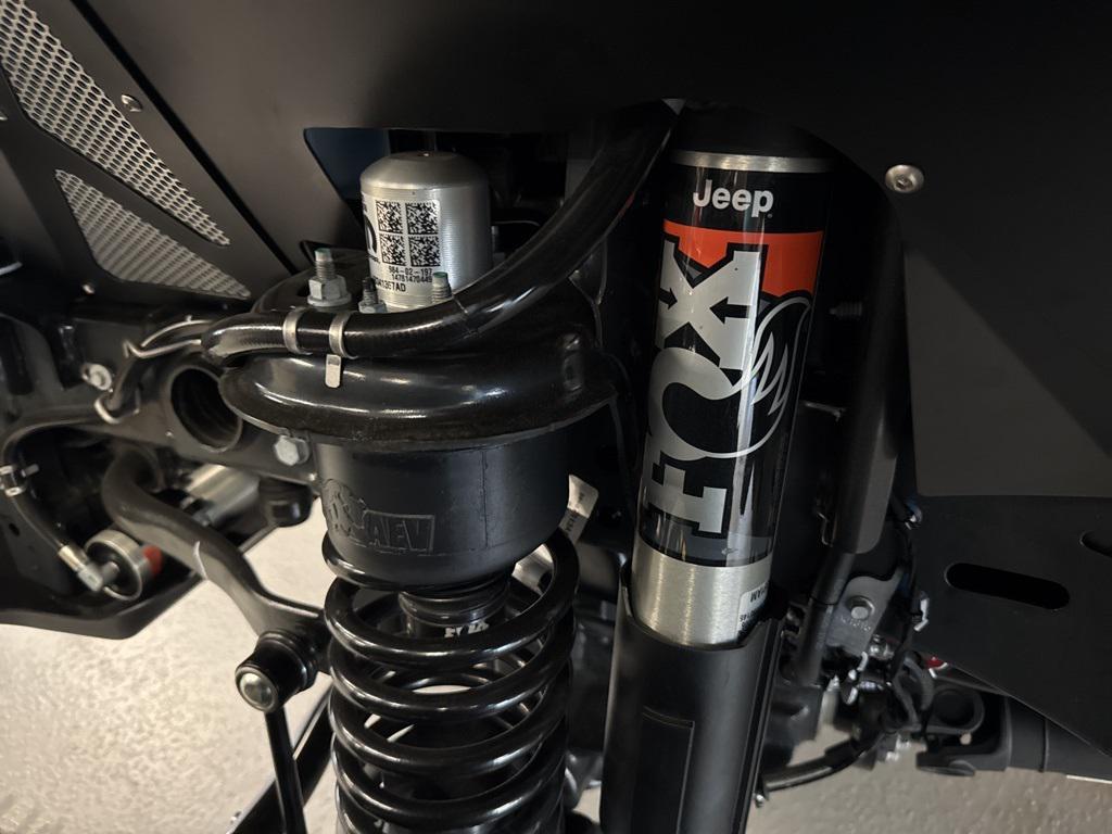 new 2025 Jeep Gladiator car, priced at $65,000