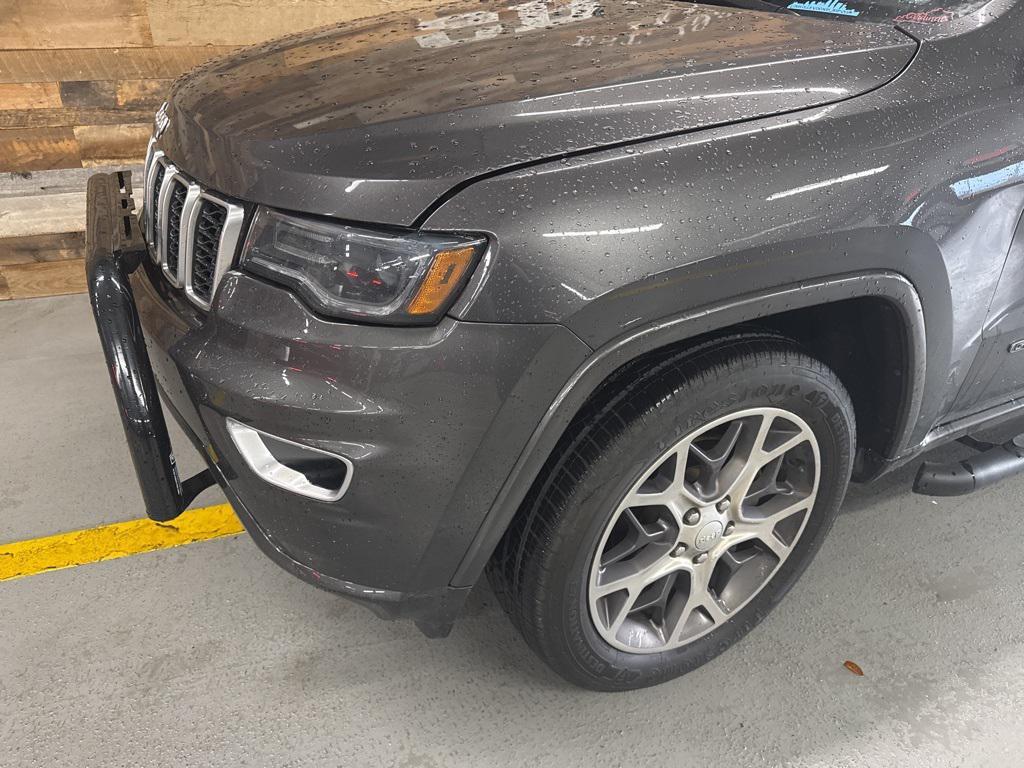 used 2018 Jeep Grand Cherokee car, priced at $15,496