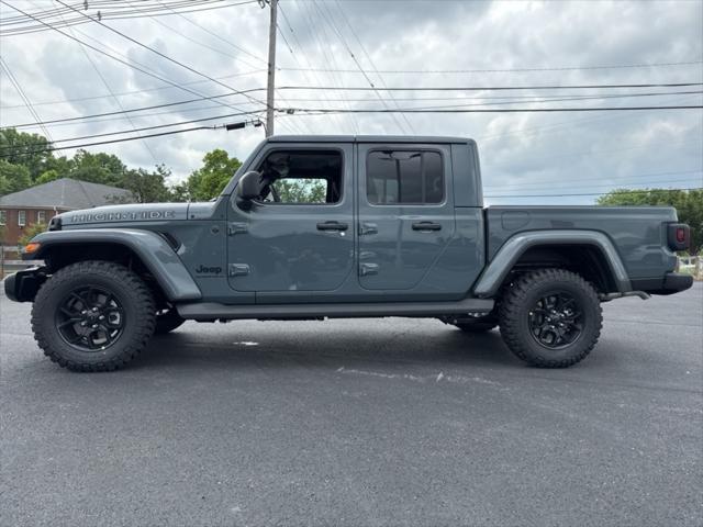 new 2025 Jeep Gladiator car, priced at $45,327