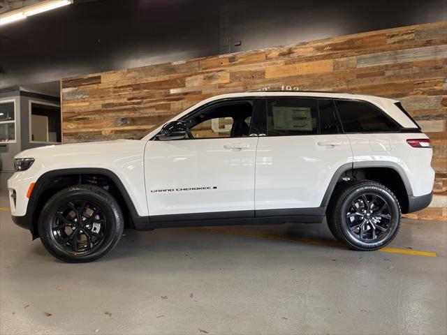 new 2025 Jeep Grand Cherokee car, priced at $41,089