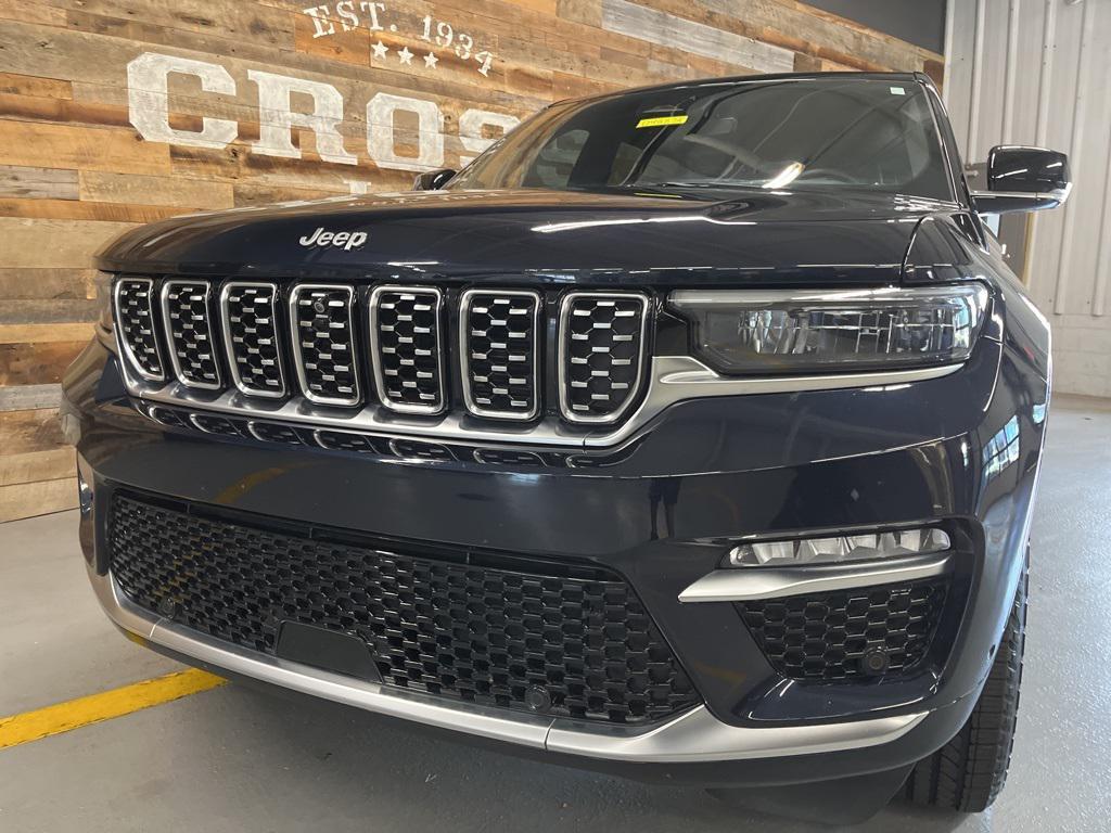 used 2023 Jeep Grand Cherokee car, priced at $40,000