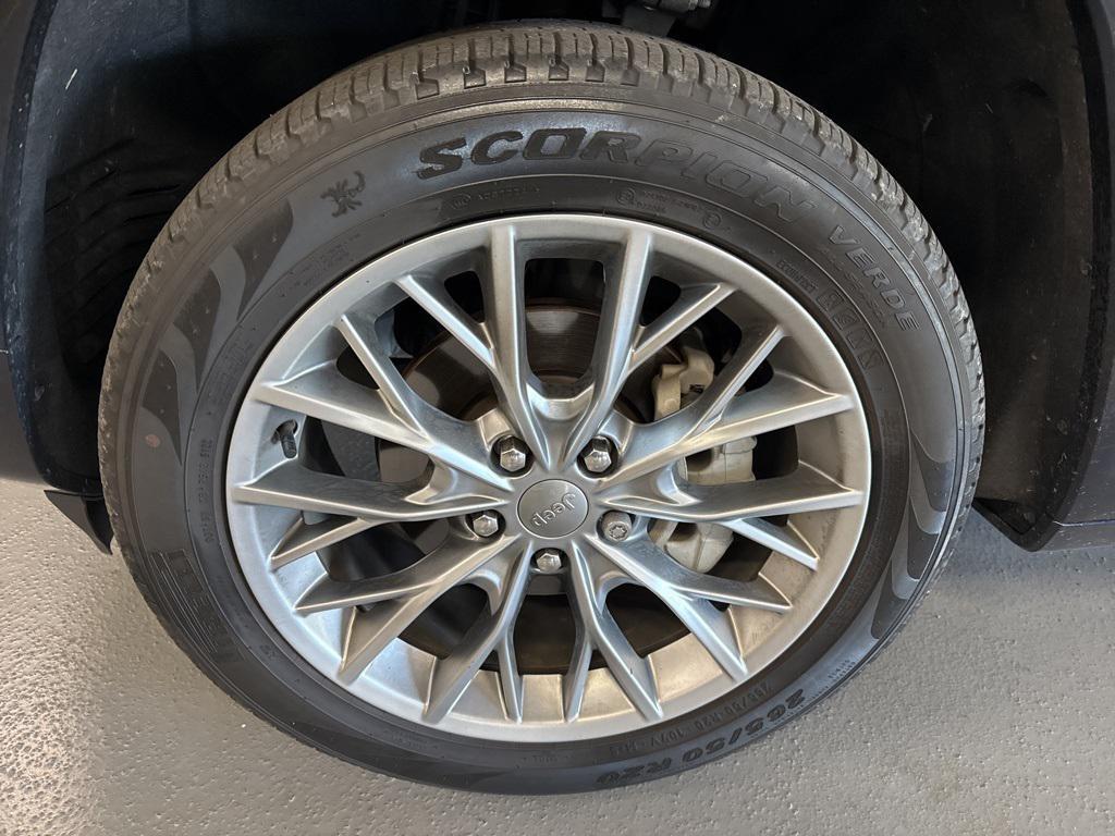 used 2023 Jeep Grand Cherokee car, priced at $41,000