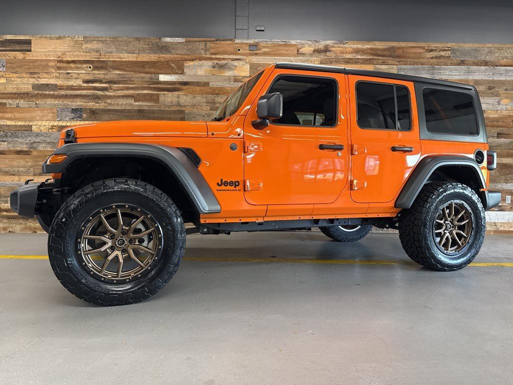new 2025 Jeep Wrangler car, priced at $47,522