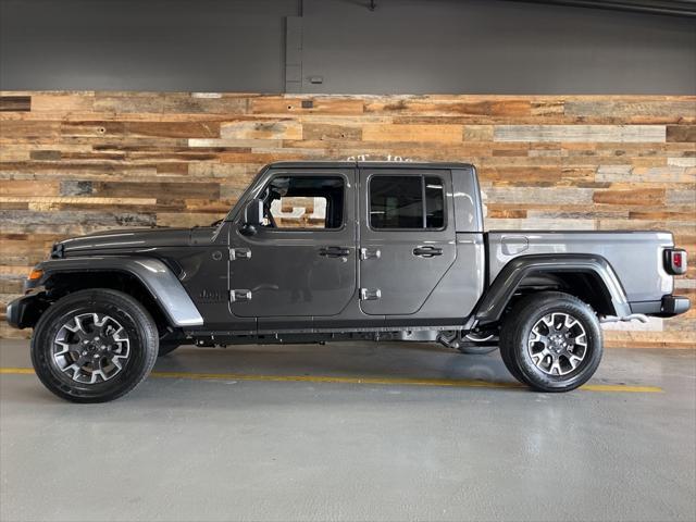 new 2025 Jeep Gladiator car, priced at $47,252