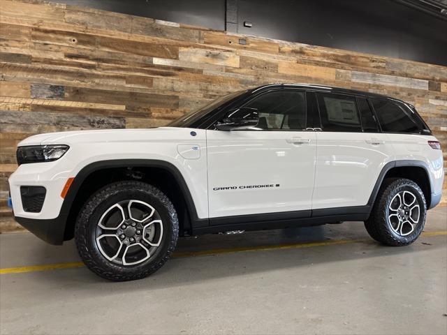 new 2024 Jeep Grand Cherokee 4xe car, priced at $60,000