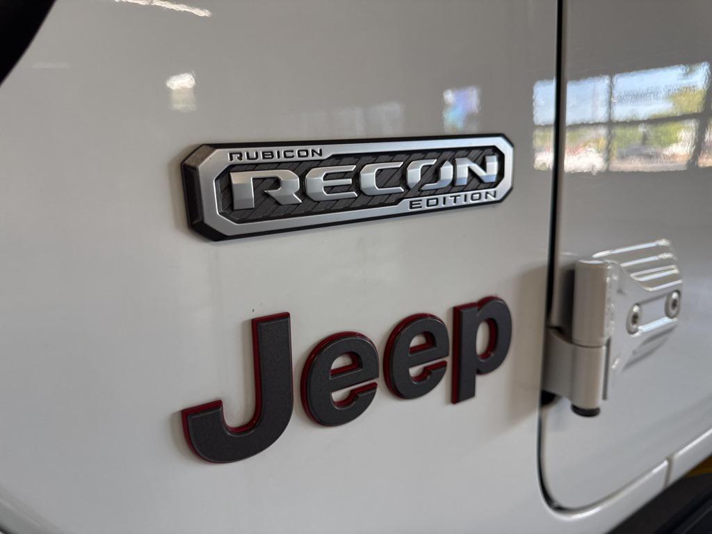 used 2020 Jeep Wrangler Unlimited car, priced at $34,000