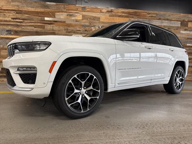 used 2022 Jeep Grand Cherokee car, priced at $47,139