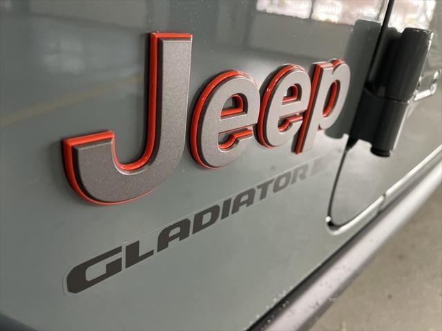 new 2025 Jeep Gladiator car, priced at $50,000