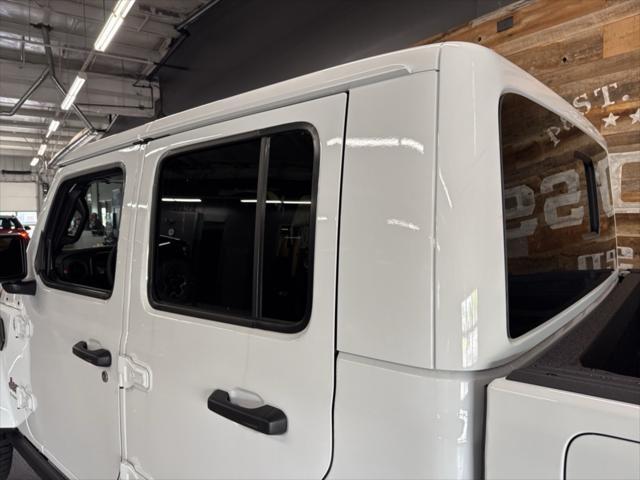 new 2025 Jeep Gladiator car, priced at $55,380