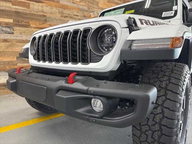new 2025 Jeep Gladiator car, priced at $55,380