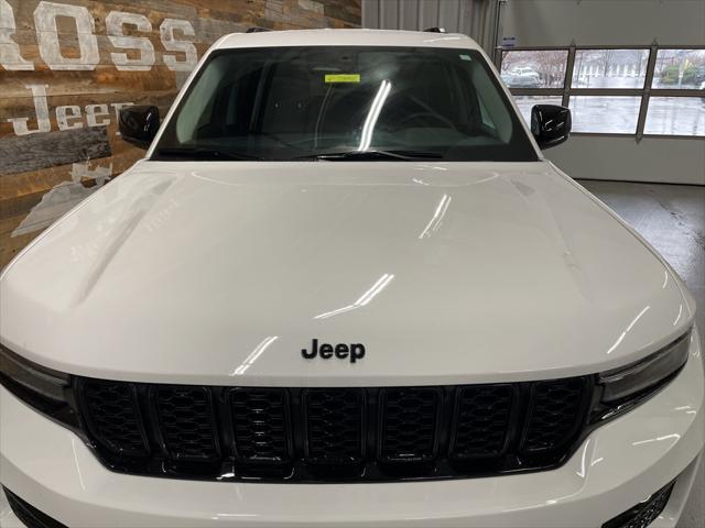 used 2023 Jeep Grand Cherokee car, priced at $37,800