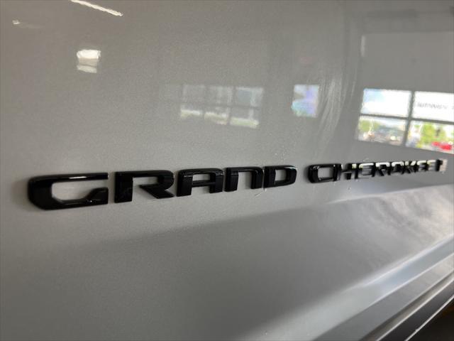 new 2025 Jeep Grand Cherokee L car, priced at $42,734