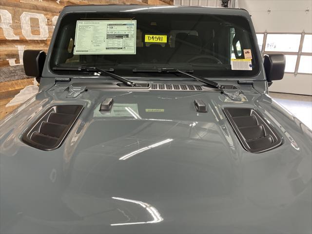 new 2025 Jeep Gladiator car, priced at $51,000