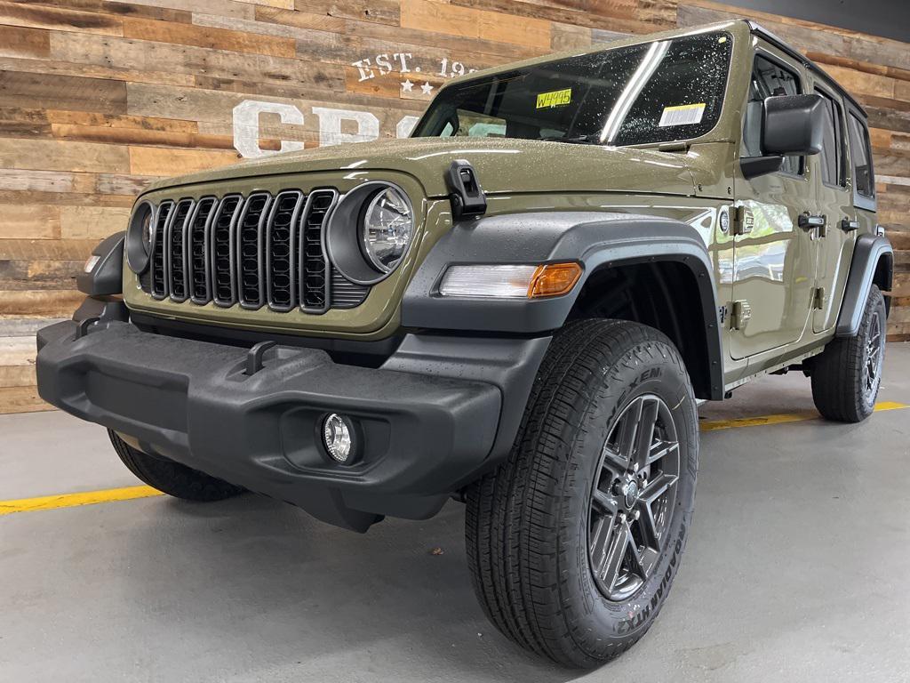 new 2025 Jeep Wrangler car, priced at $46,850