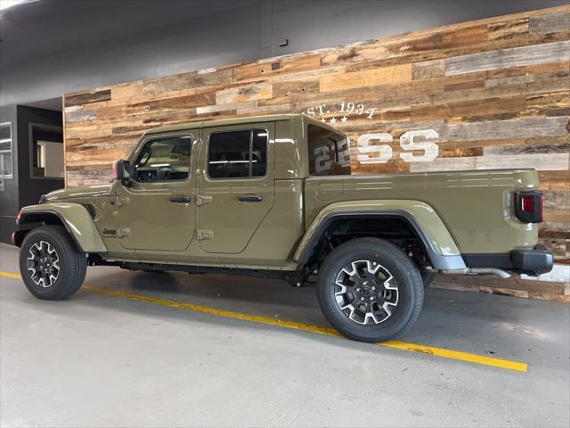 new 2025 Jeep Gladiator car, priced at $47,255