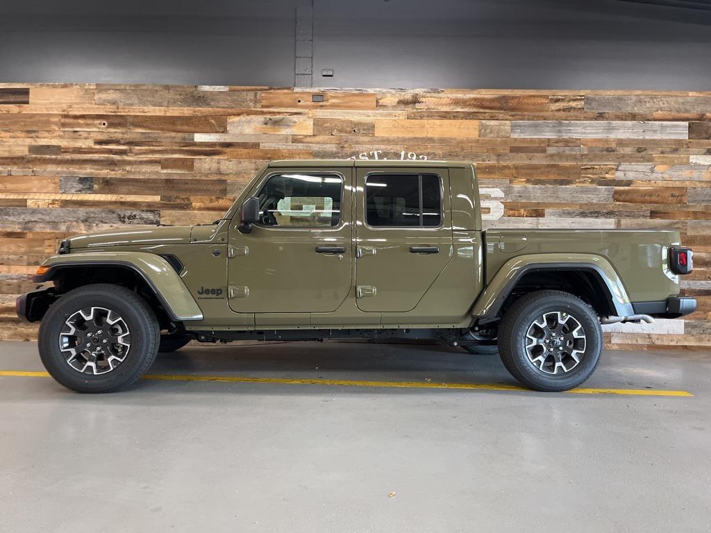 new 2025 Jeep Gladiator car, priced at $45,000